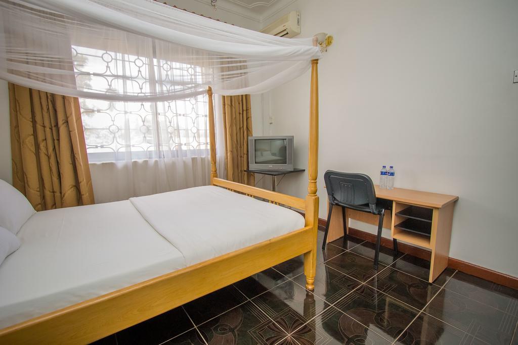 Alfa Hotel Munyonyo Kampala Exterior foto