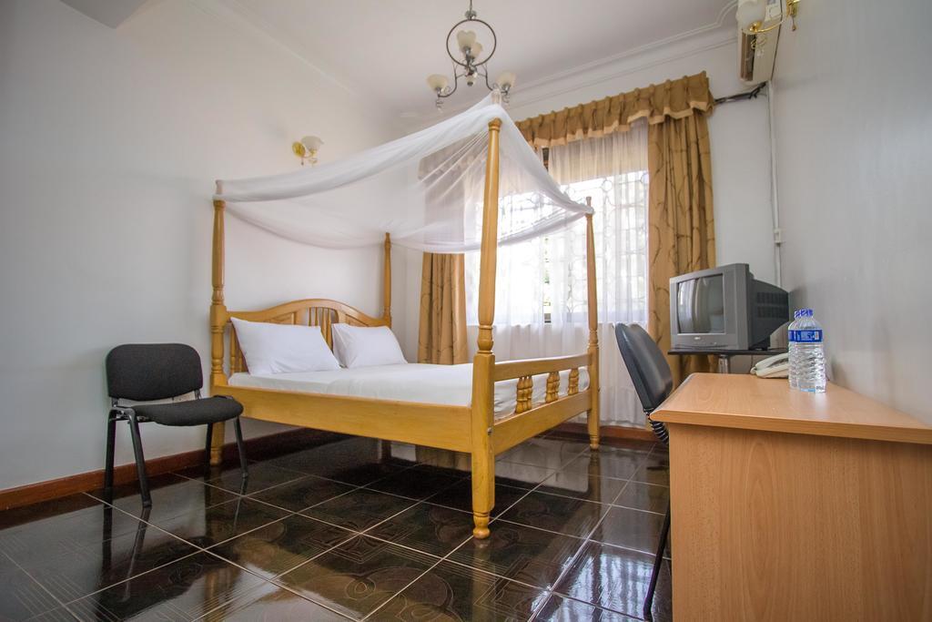 Alfa Hotel Munyonyo Kampala Exterior foto